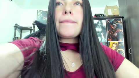 Snapshot of missexy303av chatting on March 3, 8:27 am missexy303av online show from March 3, 8:27 am