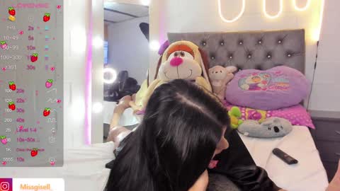 Gisell   Gigi online show from January 4, 8:37 pm