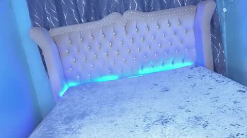 im your queen steffie online show from October 11, 3:17 am