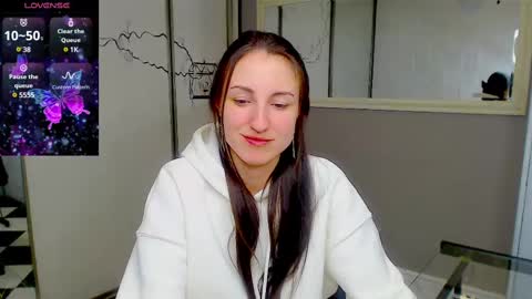 Snapshot of missis_sofiia chatting on February 20, 4:36 pm Sofia online show from February 20, 4:36 pm