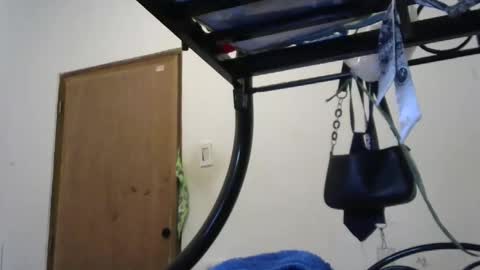 Jona online show from February 15, 6:44 pm