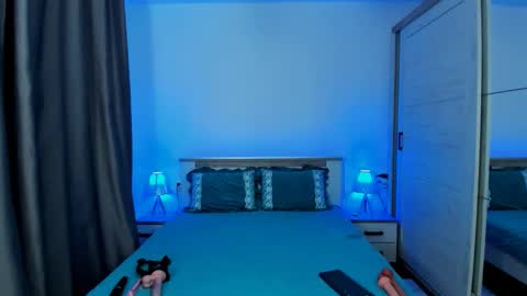 Miss Karla online show from November 12, 3:45 pm