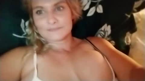 Misslicks online show from October 23, 6:45 am