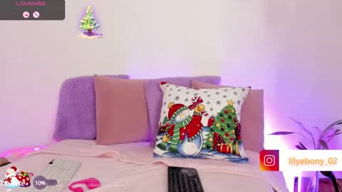 lyly  independient model online show from December 10, 3:44 pm