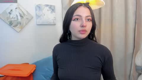 i am lyn online show from November 10, 2:32 am