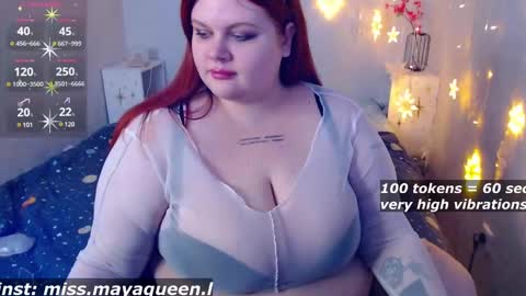 Snapshot of missmayaqueen chatting on March 2, 2:21 pm Maya online show from March 2, 2:21 pm