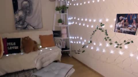 Snapshot of missmelons_ chatting on September 25, 1:48 pm Li online show from September 25, 1:48 pm