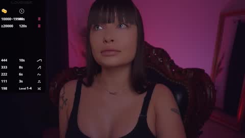 LUXXANDRA online show from February 10, 5:25 am