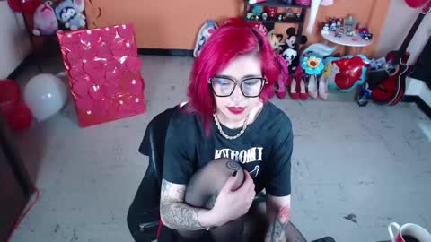 Miss Mia online show from February 27, 4:32 pm