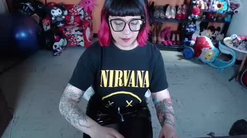 Miss Mia online show from October 27, 2:43 pm