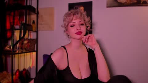   online show from February 3, 8:24 am