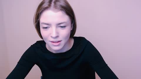 Olivia online show from January 4, 9:32 am