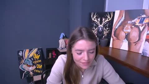 Olivia online show from November 23, 4:40 pm