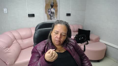 Penelope online show from January 24, 12:10 pm