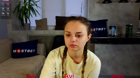 . online show from December 15, 7:35 am