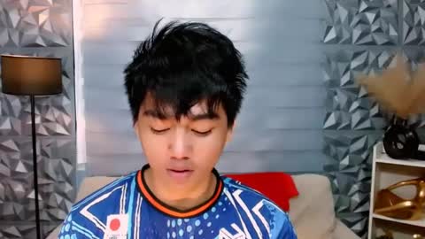 SAINT SACHI  will make your day  online show from December 18, 1:02 pm