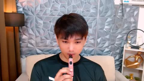 SAINT SACHI  will make your day  online show from March 3, 6:48 am