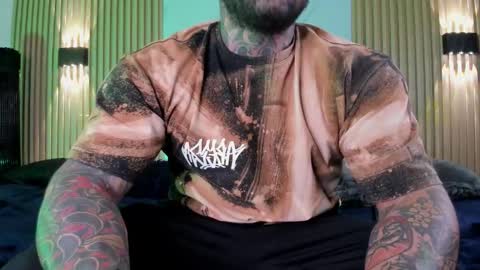 Snapshot of mister_venom chatting on December 15, 11:58 am venom online show from December 15, 11:58 am