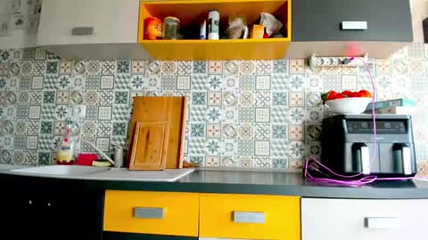 Brina online show from February 19, 7:17 am