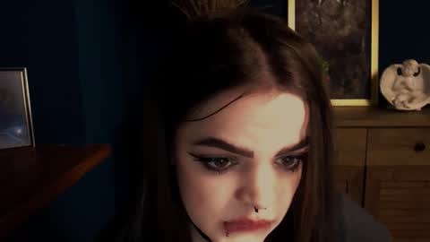 Ines online show from November 28, 2:20 pm