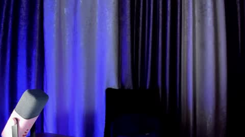 mistresselizy online show from October 6, 6:05 pm