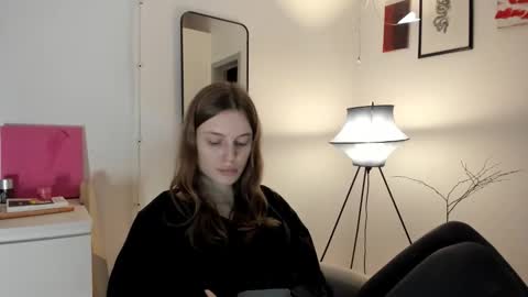 mistresselizy online show from November 6, 10:21 pm