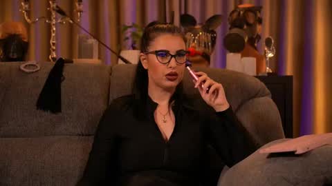 Mistress Kelly online show from September 20, 12:11 am