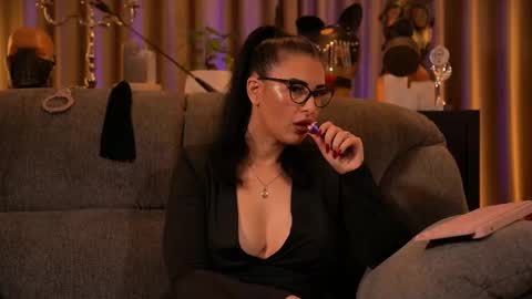 Mistress Kelly online show from October 6, 12:08 am