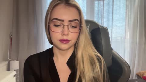 SANDY online show from January 29, 2:53 pm