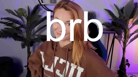 Snapshot of mistybarnes chatting on December 23, 11:47 am MistyBarnes NONUDE MODEL online show from December 23, 11:47 am