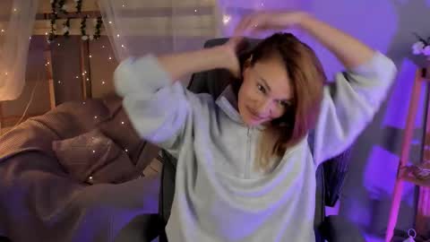 Snapshot of mistybarnes chatting on November 2, 11:56 am MistyBarnes NONUDE MODEL online show from November 2, 11:56 am