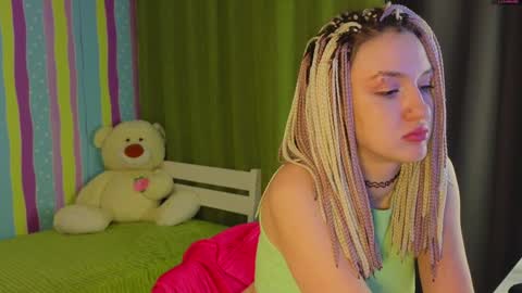 alice online show from February 8, 1:00 am