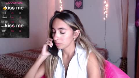 Snapshot of mitchwilson1 chatting on October 17, 10:23 pm mitchwilson1 online show from October 17, 10:23 pm