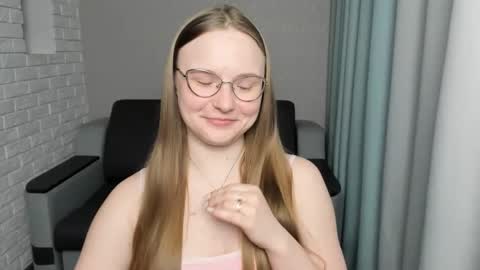 Miya online show from February 19, 9:58 pm