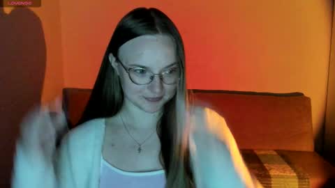 Miya online show from September 19, 4:51 pm