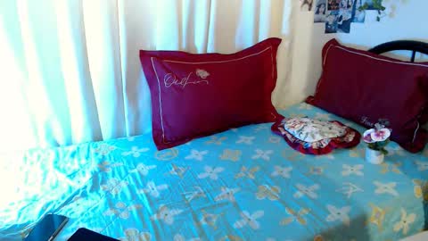 Miyakabebe online show from October 18, 8:15 am