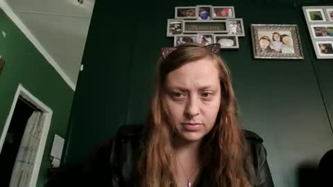 miztrezk online show from November 25, 3:12 pm