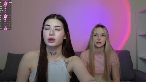 Snapshot of mmkakpoxyi22 chatting on December 13, 9:09 pm alice and ray online show from December 13, 9:09 pm