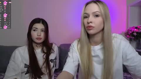 Snapshot of mmkakpoxyi22 chatting on December 14, 6:24 am alice and ray online show from December 14, 6:24 am