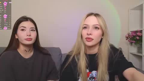 Snapshot of mmkakpoxyi22 chatting on December 16, 2:27 pm alice and ray online show from December 16, 2:27 pm