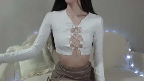 Snapshot of mmmeoww chatting on January 20, 5:26 am Ariela online show from January 20, 5:26 am