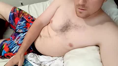 Snapshot of mmmgoodone chatting on October 28, 10:12 pm mmmgoodone online show from October 28, 10:12 pm