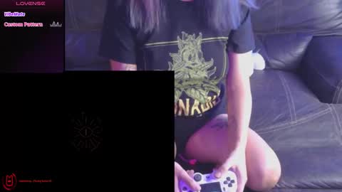 minaDarling online show from October 20, 5:19 am