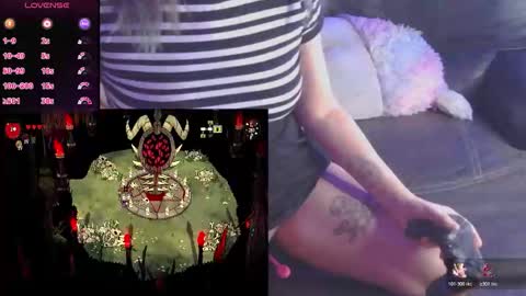 minaDarling online show from November 12, 5:41 am