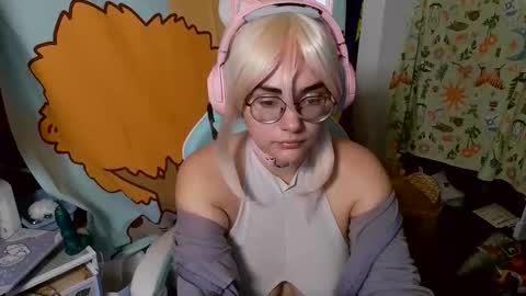 Snapshot of mochi_rainbow chatting on January 28, 5:24 pm The Mochi Rainbow Variety Show online show from January 28, 5:24 pm