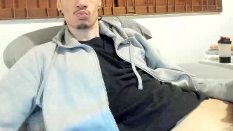 DigBreed online show from October 15, 1:44 pm