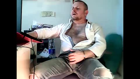 modesto1969 online show from December 29, 1:28 pm