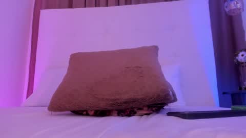      online show from October 15, 2:50 pm