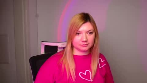 Snapshot of molly_moree chatting on January 9, 3:12 pm Molly online show from January 9, 3:12 pm