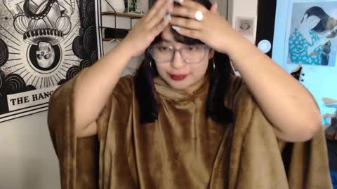 Molly online show from March 6, 5:57 am